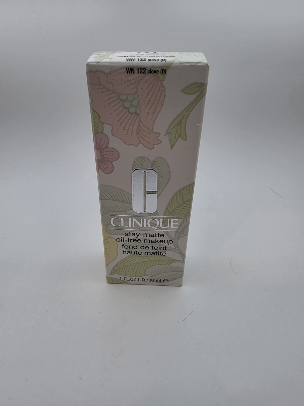 Clinique Stay-Matte Oil-Free Makeup — Floral Beige Packaging (WN 122 Clove)